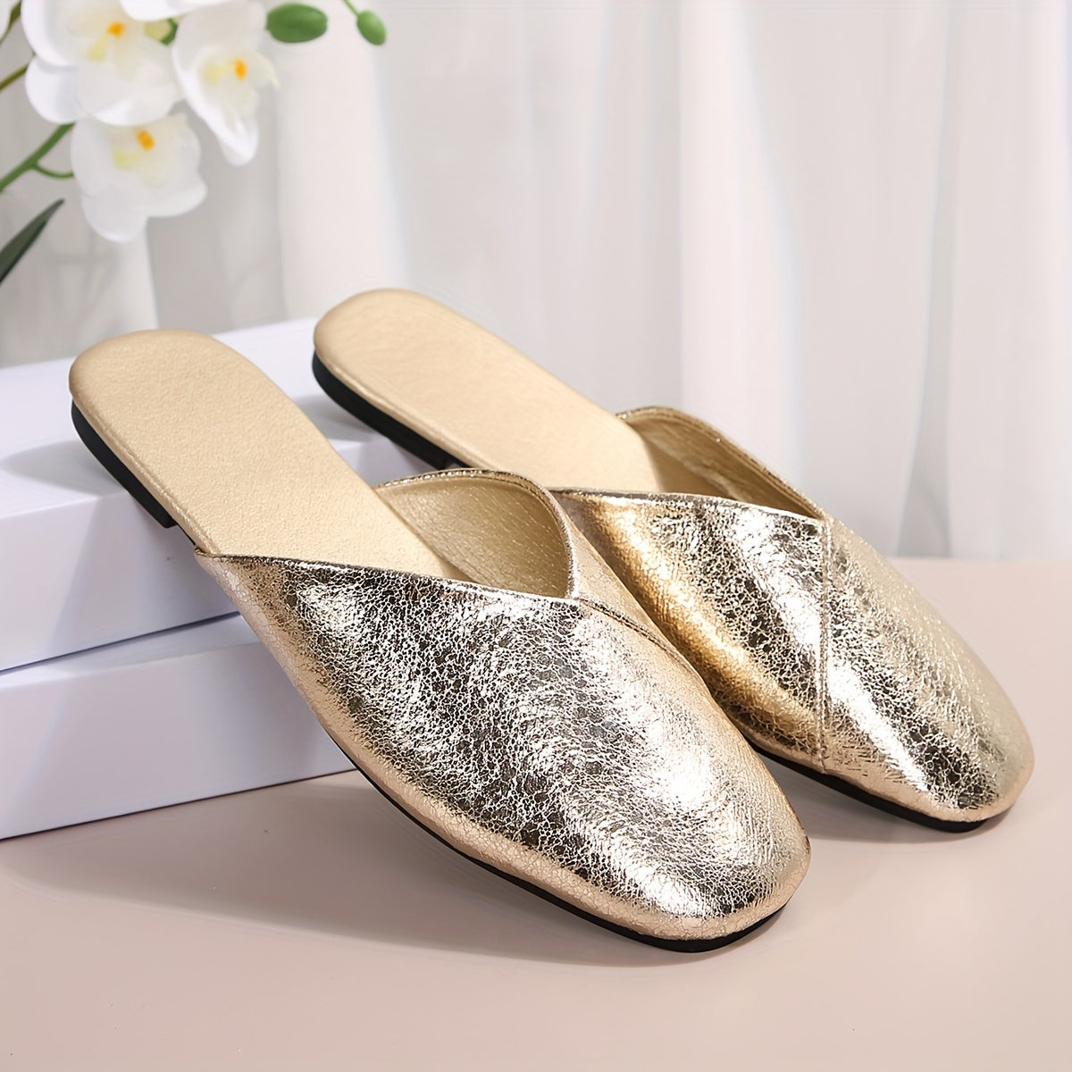 Damen Retro-Flache Mules, Goldene Slip-On Loafer mit Gummisohle