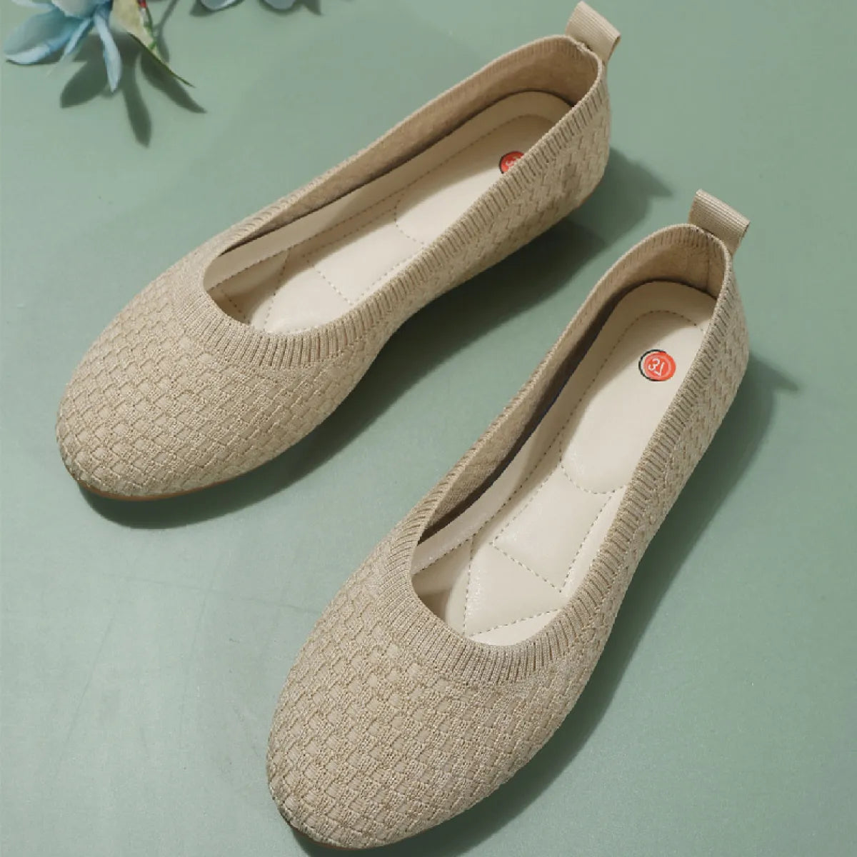 Ballerinas mit Strass Dekor und weicher Sohle