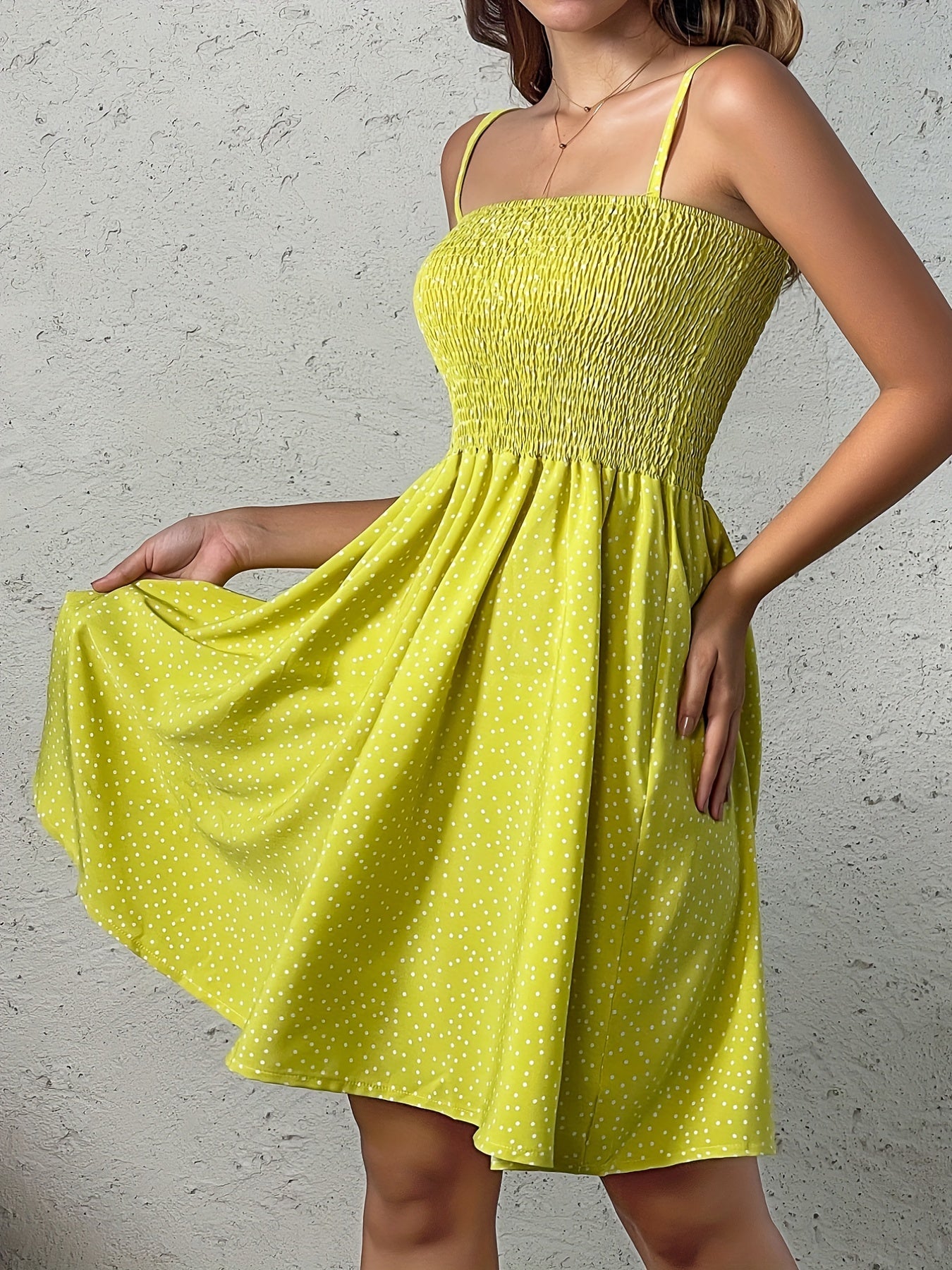Polka Dot Sommerkleid Damen – Rückenfreies Cami-Kleid, Freizeitkleidung