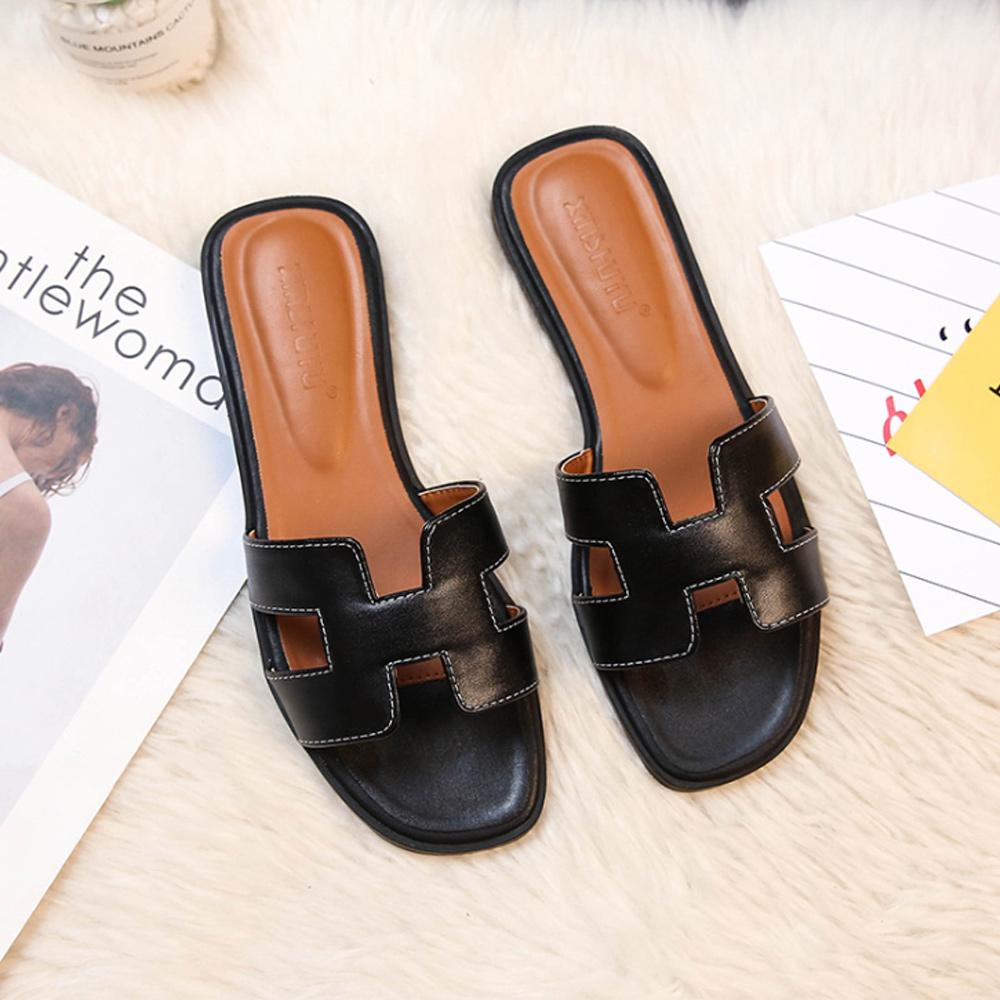 Klassische flache Sandalen | Tragen Sie sie mit Eleganz und Stil