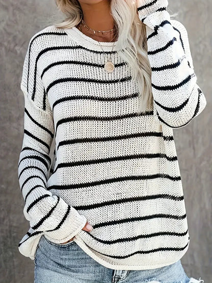 Gestreifter Pullover mit Rundhalsausschnitt