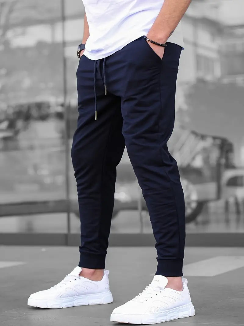 Atmungsaktive Jogginghose aus Polyester-Elasthan-Mischgewebe mit Taschen für alle Jahreszeiten
