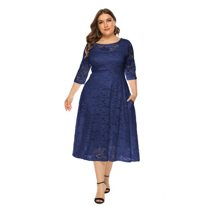 Maxi Partykleid aus kontrastierender Spitze