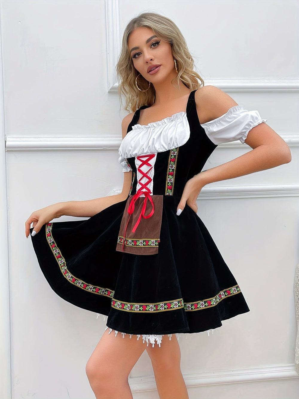 Damen Formelles Schwarzes Oktoberfest Dirndlkleid | 2025
