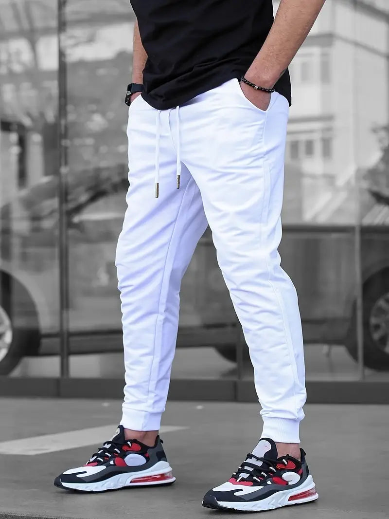 Atmungsaktive Jogginghose aus Polyester-Elasthan-Mischgewebe mit Taschen für alle Jahreszeiten