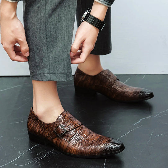 Herrenschuhe Im Vintage Stil Mit Spitzer Spitze | Schnalle