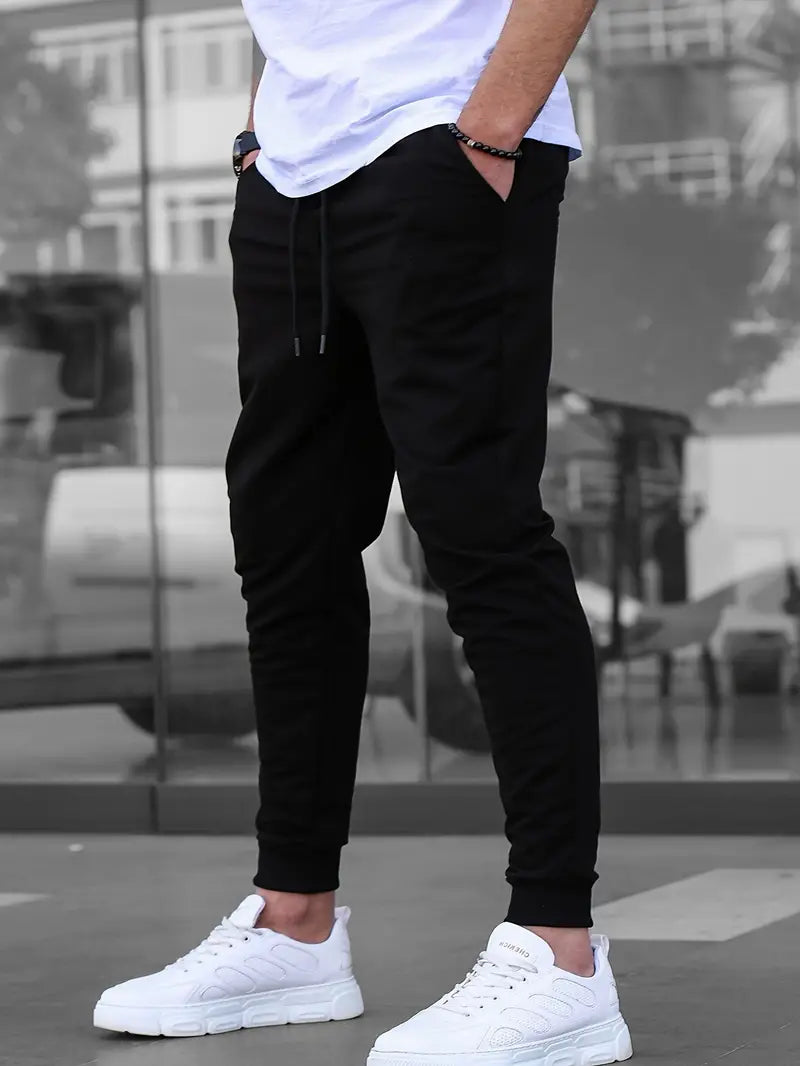 Atmungsaktive Jogginghose aus Polyester-Elasthan-Mischgewebe mit Taschen für alle Jahreszeiten