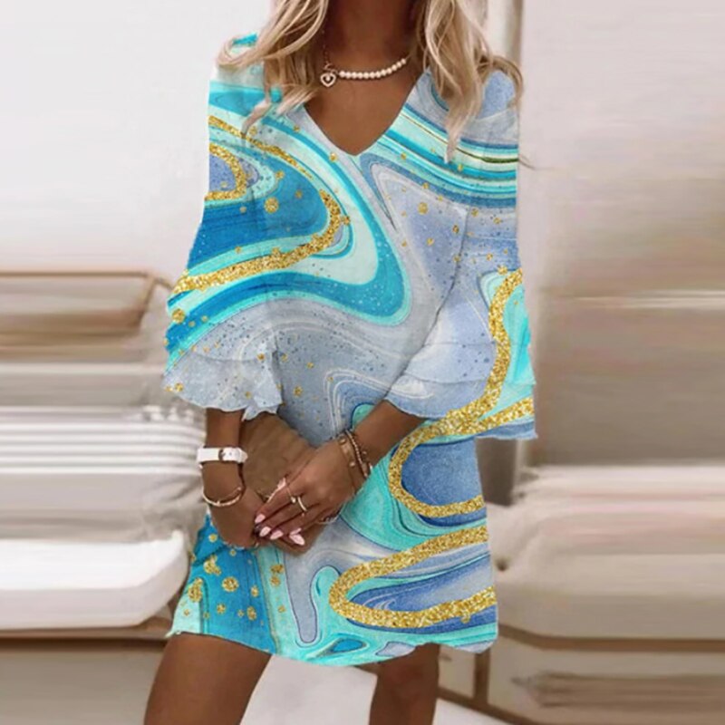 Kleid mit elegantem Muster